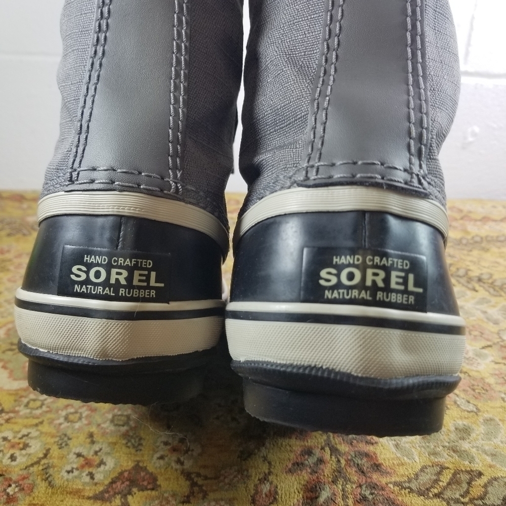 Sorel Winter Carnival waterproof gray white winter snow boots - Picture 9 of 12